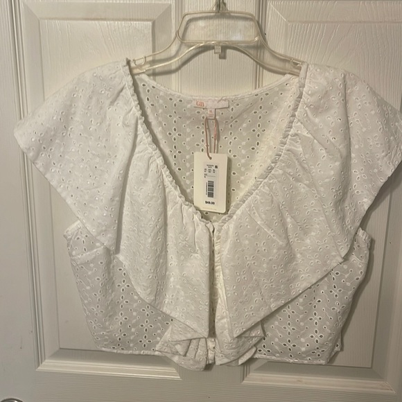 GB, White Eyelet Crop-Top, Ruffle Front, V Neck, Snap Closure, XL - Picture 1 of 5